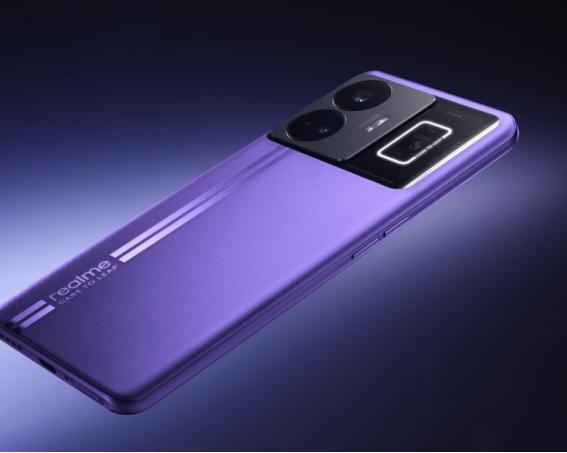 Смартфон Realme GT Neo 5 полностью заряжается менее, чем за 10 минут