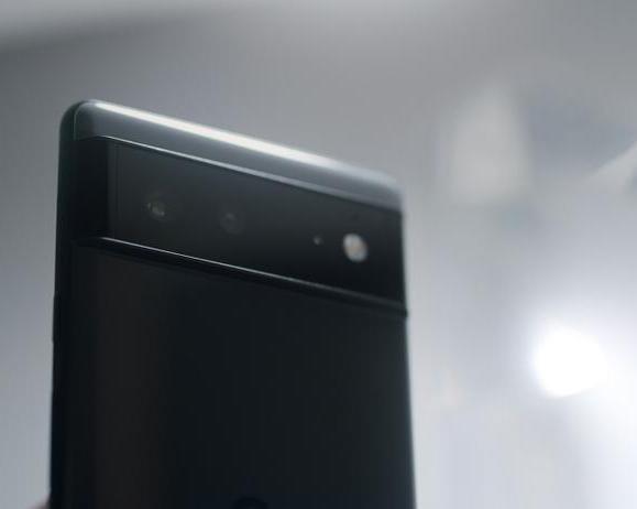 После обновления до Android 15 некоторые Pixel 6 заблокировались