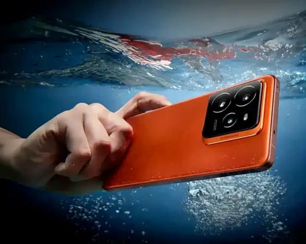 Realme представила смартфон GT7 Pro, с процессором Snapdragon 8 Elite и функцией подводной съёмки